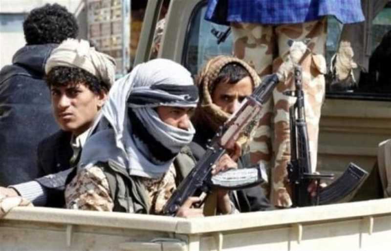 إب..مسلحون حوثيون يقتحمون منزل مواطن ويعتدون عليه بيريم