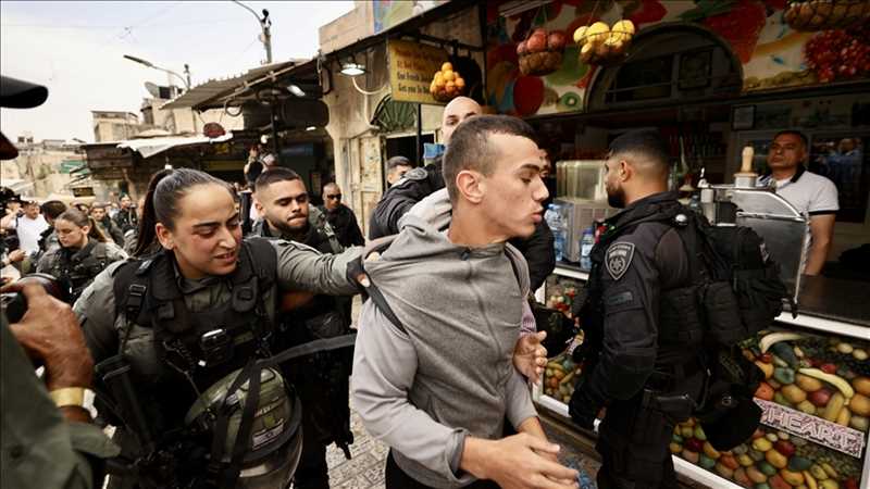 جيش الاحتلال الإسرائيلي يعتقل 40 فلسطينيا في الضفة
