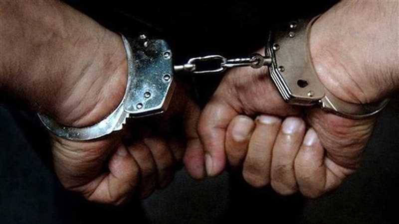 إب.. قيادي حوثي يحتجز مواطن لإجباره على تحكيمه في قضية منظورة أمام القضاء