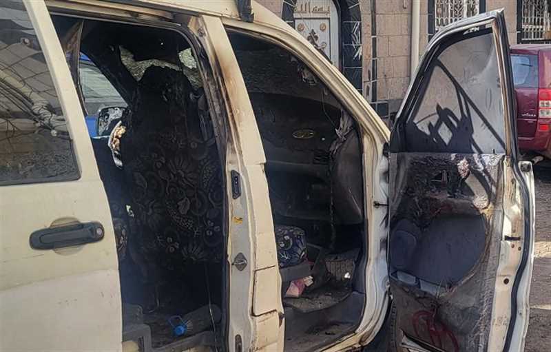 إب..مجهولون يحرقون باص مواطن في مفرق حبيش