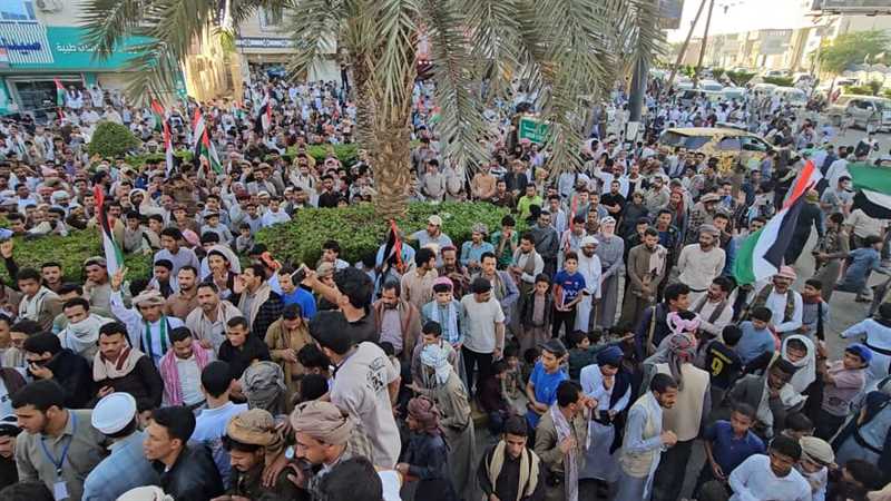 مأرب..مسيرة جماهيرية غاضبة تندد بالإبادة الإسرائيلية المستمرة في غزة  