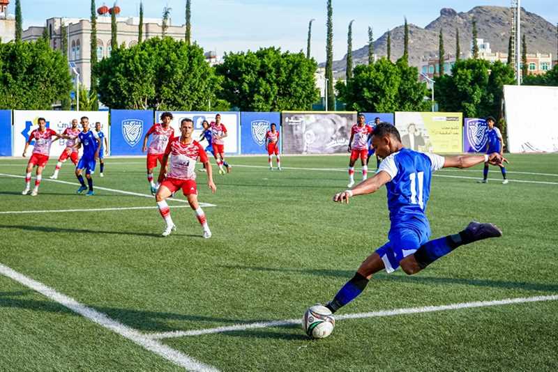 اتحاد إب يخسر مواجهته مع هلال الحديدة في ليلة إضاعة ضربتي جزاء