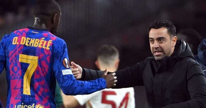 مدرب برشلونة يؤكد اقتراب ديمبيلي من الرحيل إلى صفوف سان جيرمان