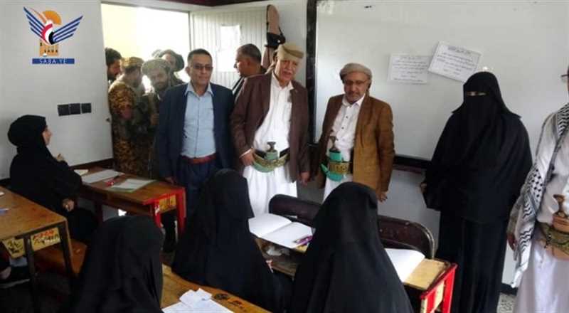 اختبارات الثانوية.. مليشيا الحوثي تدير عمليات غش ممنهج في مدارس إب