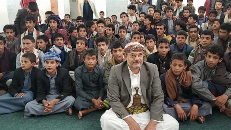 "قنابل موقوتة".. تحذيرات متصاعدة من خطورة مراكز الحوثي الصيفية على أطفال اليمن