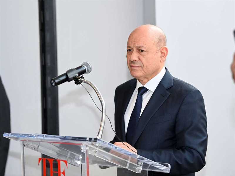 في حفل استرداد قطعتين نادرتين.. العليمي يشيد بالشراكة اليمنية الأميركية في مجال حماية الآثار