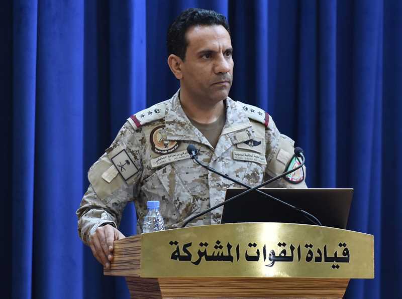 التحالف: عيدروس الزبيدي قام بتوزيع سلاح في عدن وهرب إلى وجهة مجهولة