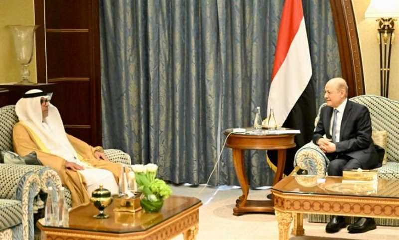 العليمي يبحث المستجدات المحلية مع السفير الإماراتي لدى اليمن