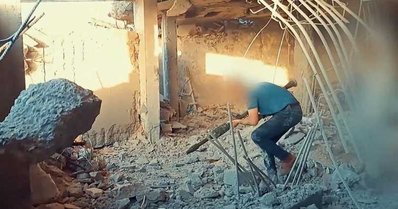 القسام تدمّر 10 آليات للاحتلال بينها ناقلة جند "احترقت بالكامل"