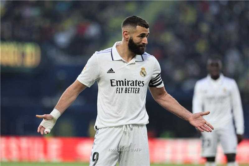 بنزيما يكرر إنجاز ميسي في السوبر الإسباني